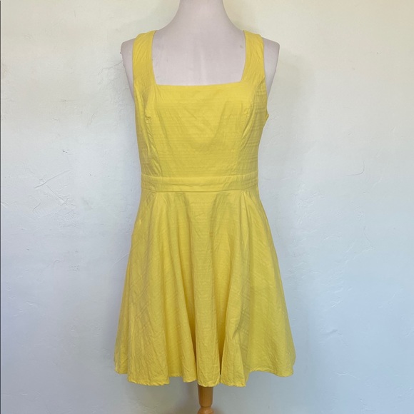 City Studio Yellow Lined 100% Cotton Sleeveless Sun Dress Deep V Back Dress Sz11 - Picture 1 of 9